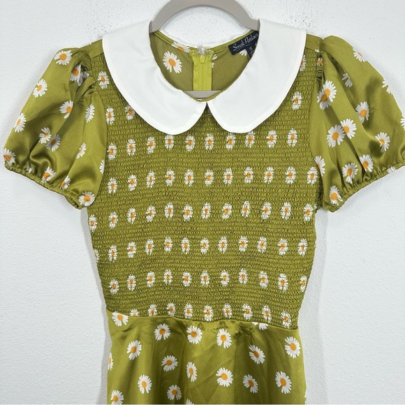 Smak Parlour Modcloth Retro Green Daisy Smocked Mini Dress Peter Pan Collar NWT - Picture 2 of 8